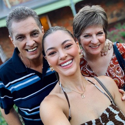 Demi-Leigh Tebow with her parents, Bennie Peters and Anne-Marie Steenkamp.